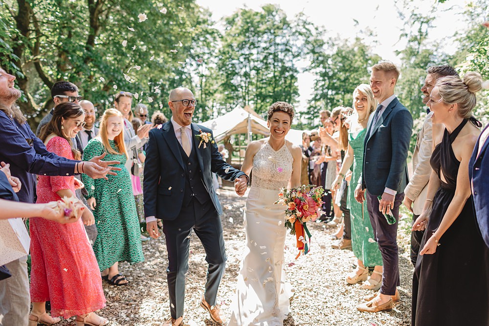 High Paradise Farm Wedding Louise Barry Photographer Confetti Throw