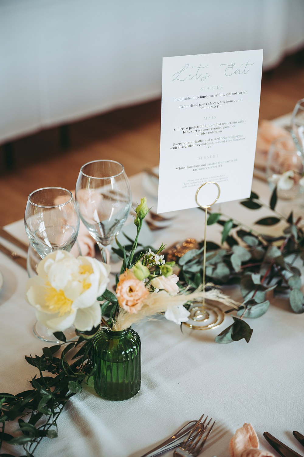 Hyde House Wedding Cotswold Pictures Table Runner Flowers White Rose Menu Sign