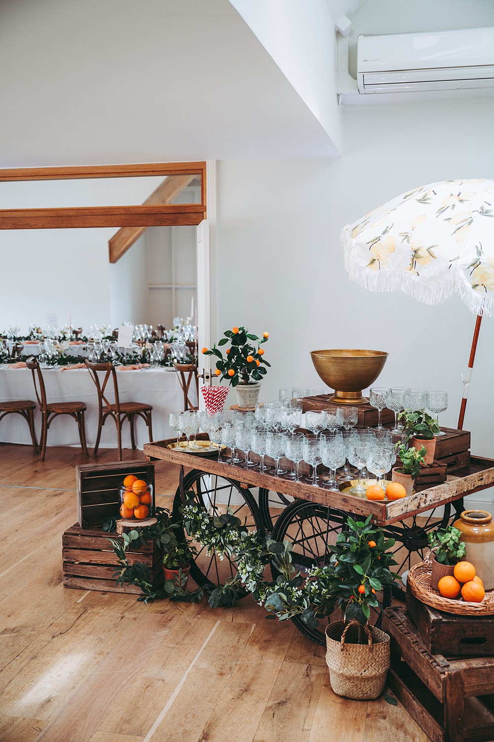 Hyde House Wedding Cotswold Pictures Drink Station Cart