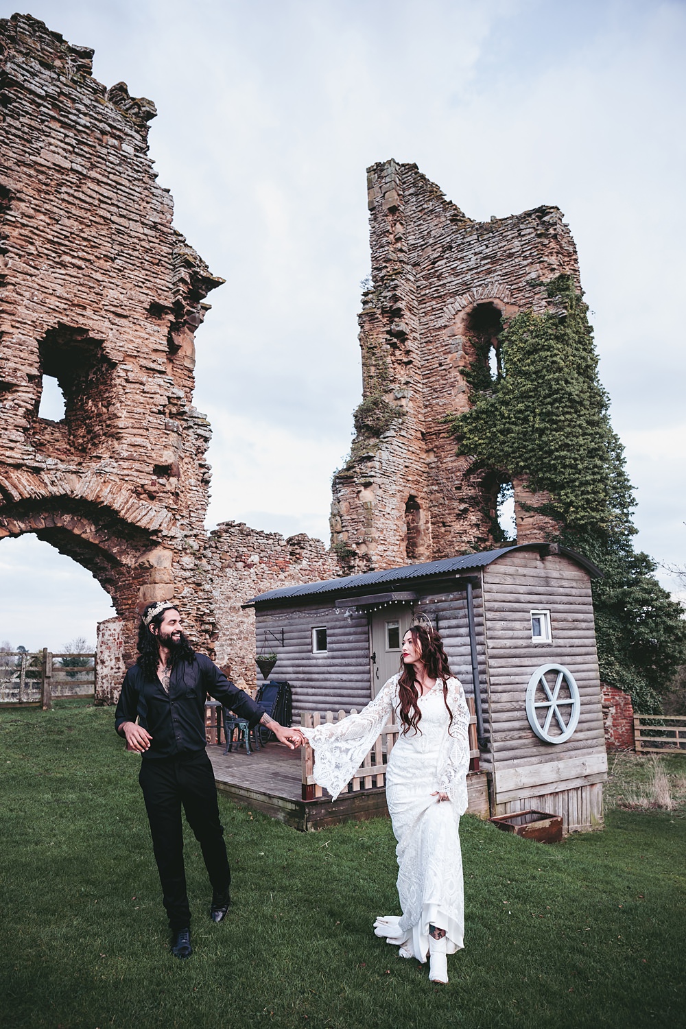 Sheriff Hutton Castle Wedding Bee Wilde Studio
