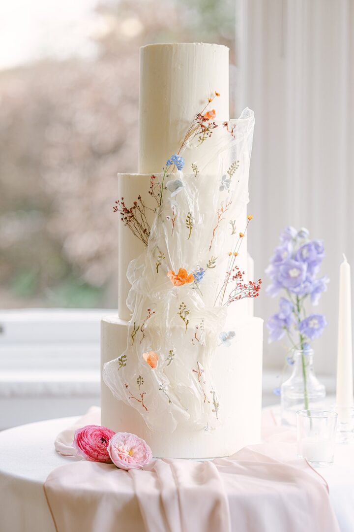 Spring Wedding Cake Flowers Veil Idea Karl Joane Photography