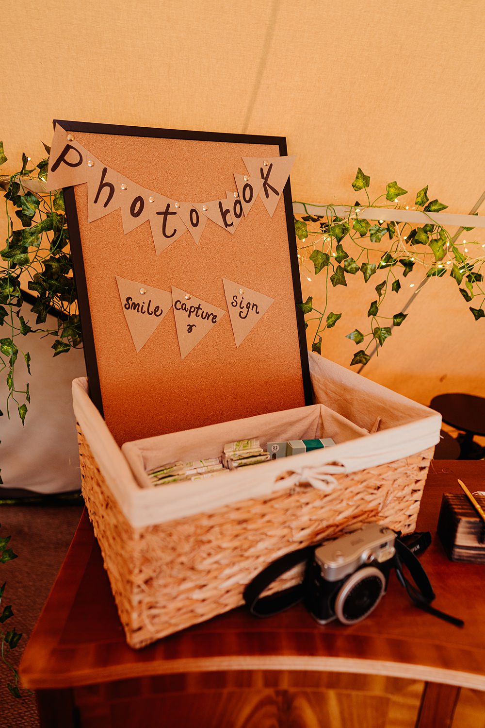 Den At Four Acre Wedding Lauren May Photos Photo Booth Guest Book