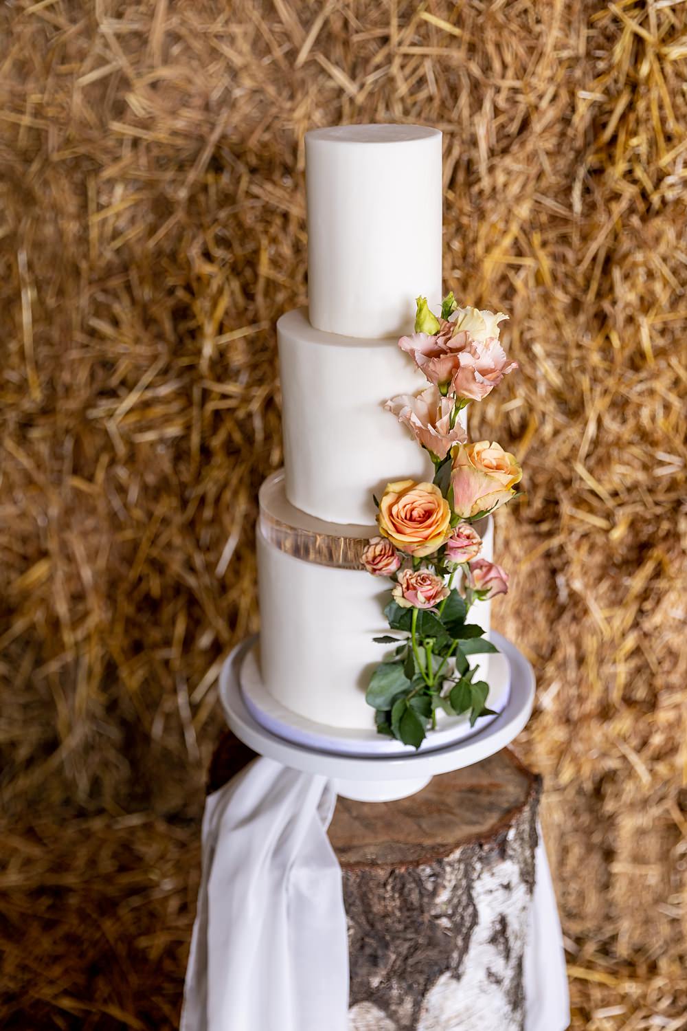 Lilibet Wood Wedding Hannah Betts Photography 3 Tier Cake White Ribbon Flowers