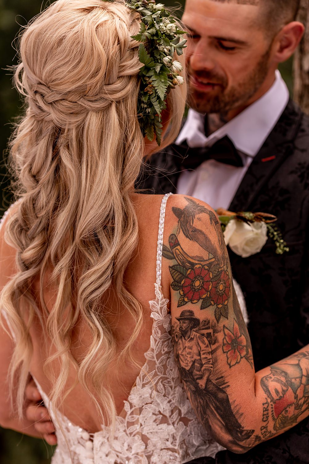 Lilibet Wood Wedding Hannah Betts Photography Bride Hair Half Up Down Waves Boho Flower Crown