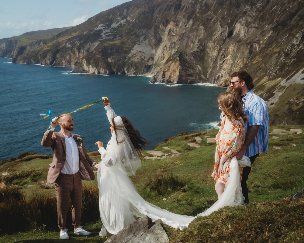 Sliabh Liag Donegal Elopement Wild and Green Photography Handfasting