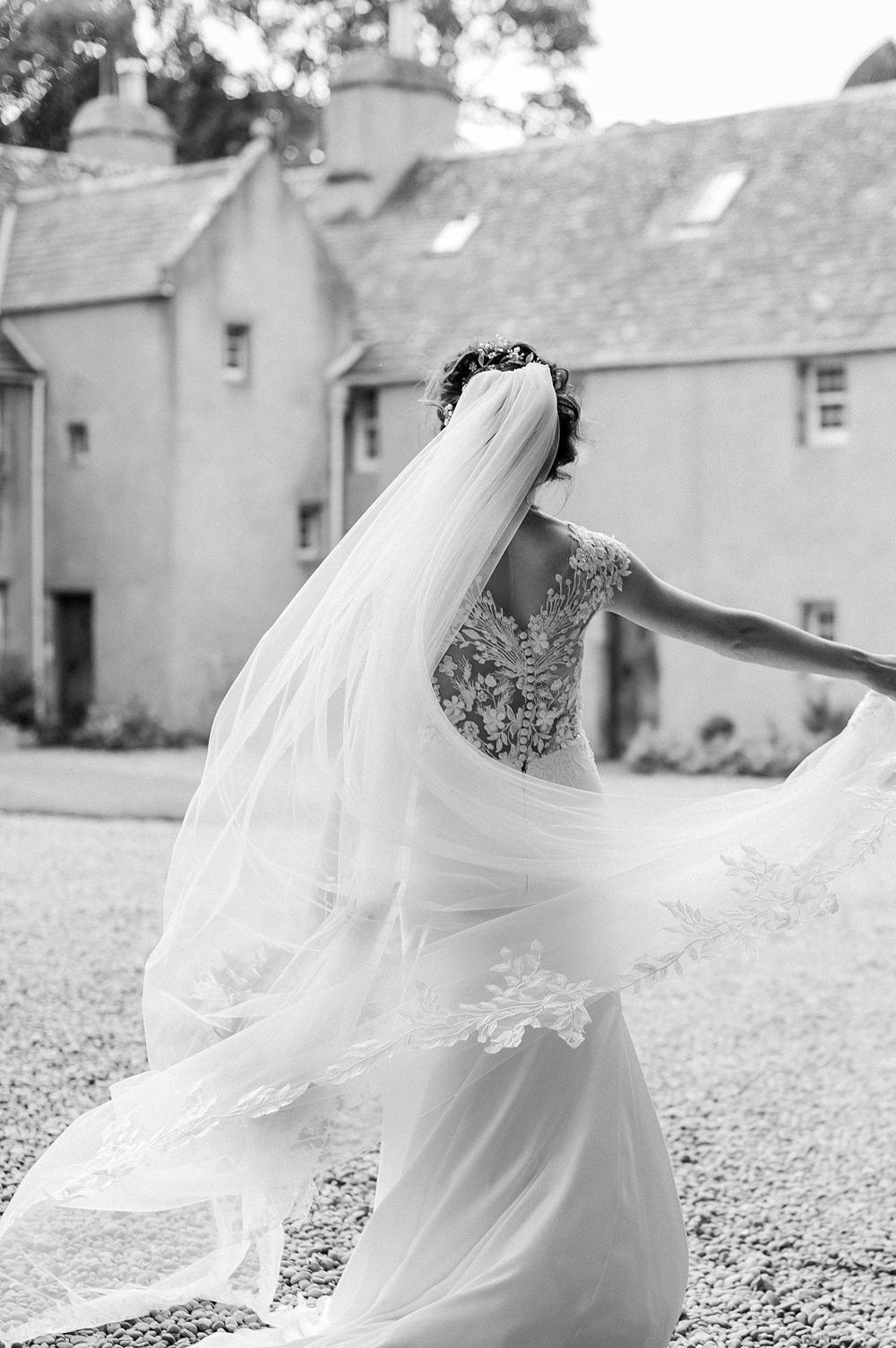 Aswanley Wedding Beth Sutton Photography Dress Gown Lace Gown Back Veil
