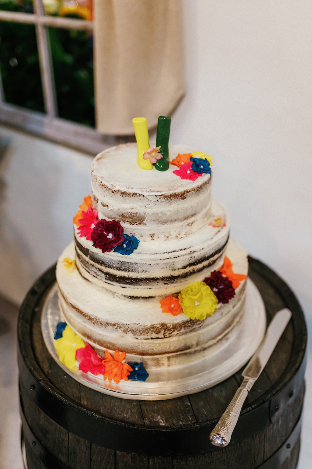 Aswanley Wedding Beth Sutton Photography Semi Naked Cake Flowers Welly Toppers