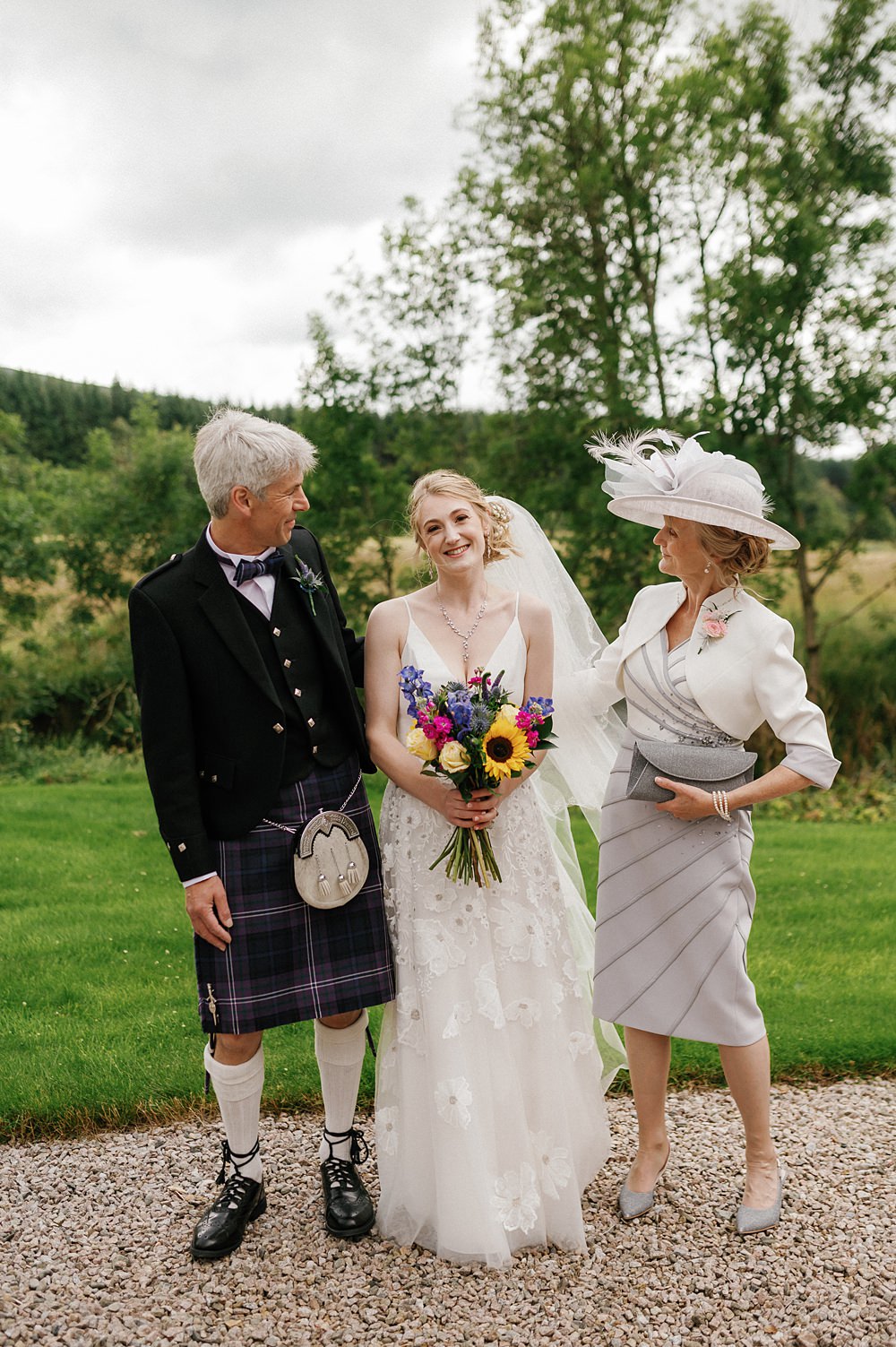 Aswanley Wedding Beth Sutton Photography Mother of the Bride Outfit Hat