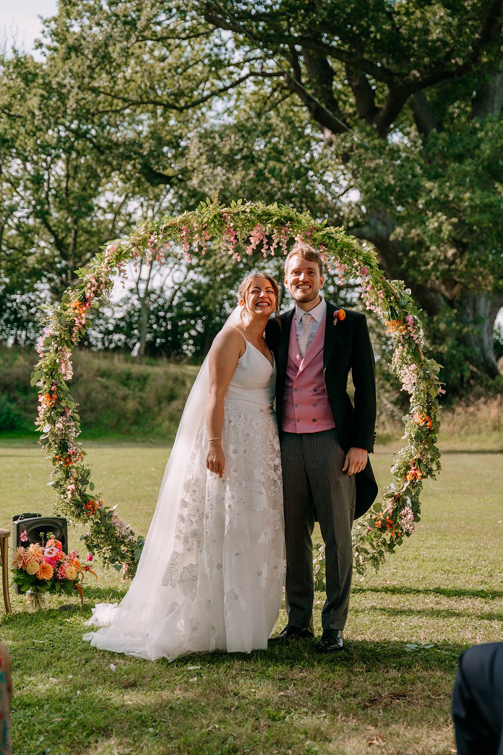 Haylands Barn Wedding Phoebe Rossi Photography