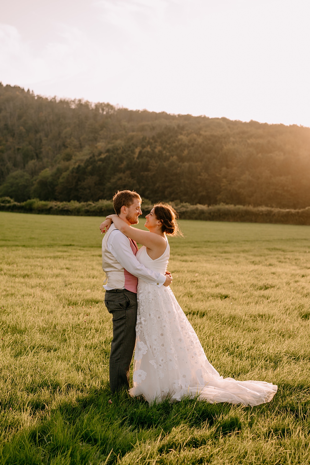 Haylands Barn Wedding Phoebe Rossi Photography
