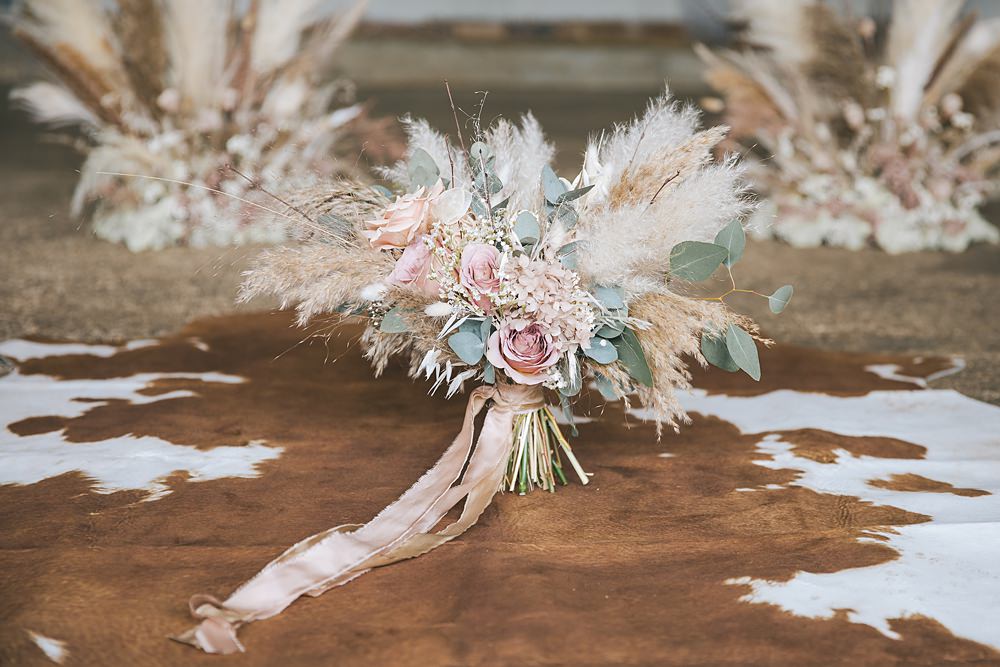 Boho Western Wedding Ideas Red Peacock Photography Pampas Grass Rose Bouquet Flowers Bride