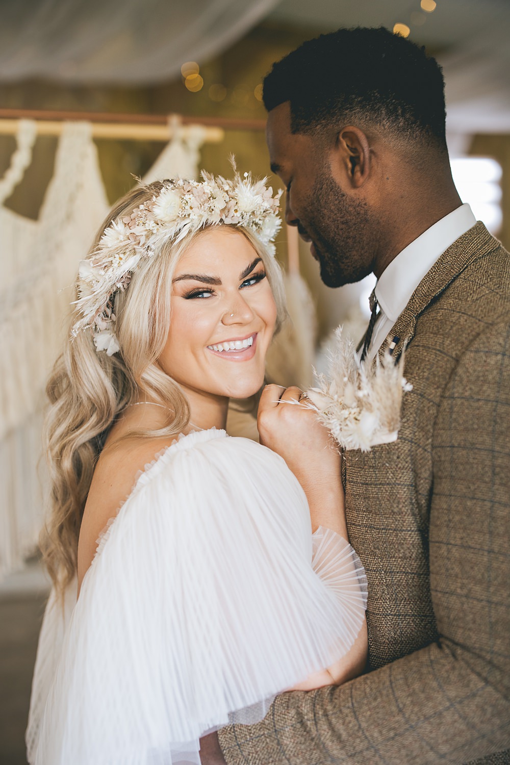 Boho Western Wedding Ideas Red Peacock Photography