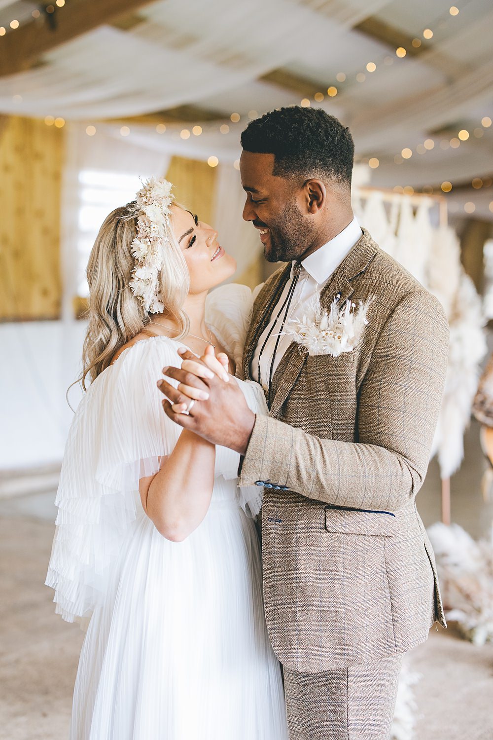 Boho Western Wedding Ideas Red Peacock Photography