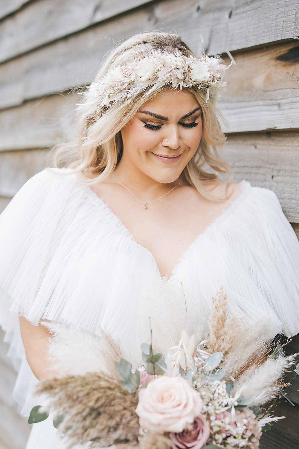 Boho Western Wedding Ideas Red Peacock Photography Pampas Grass Rose Bouquet Flowers Bride