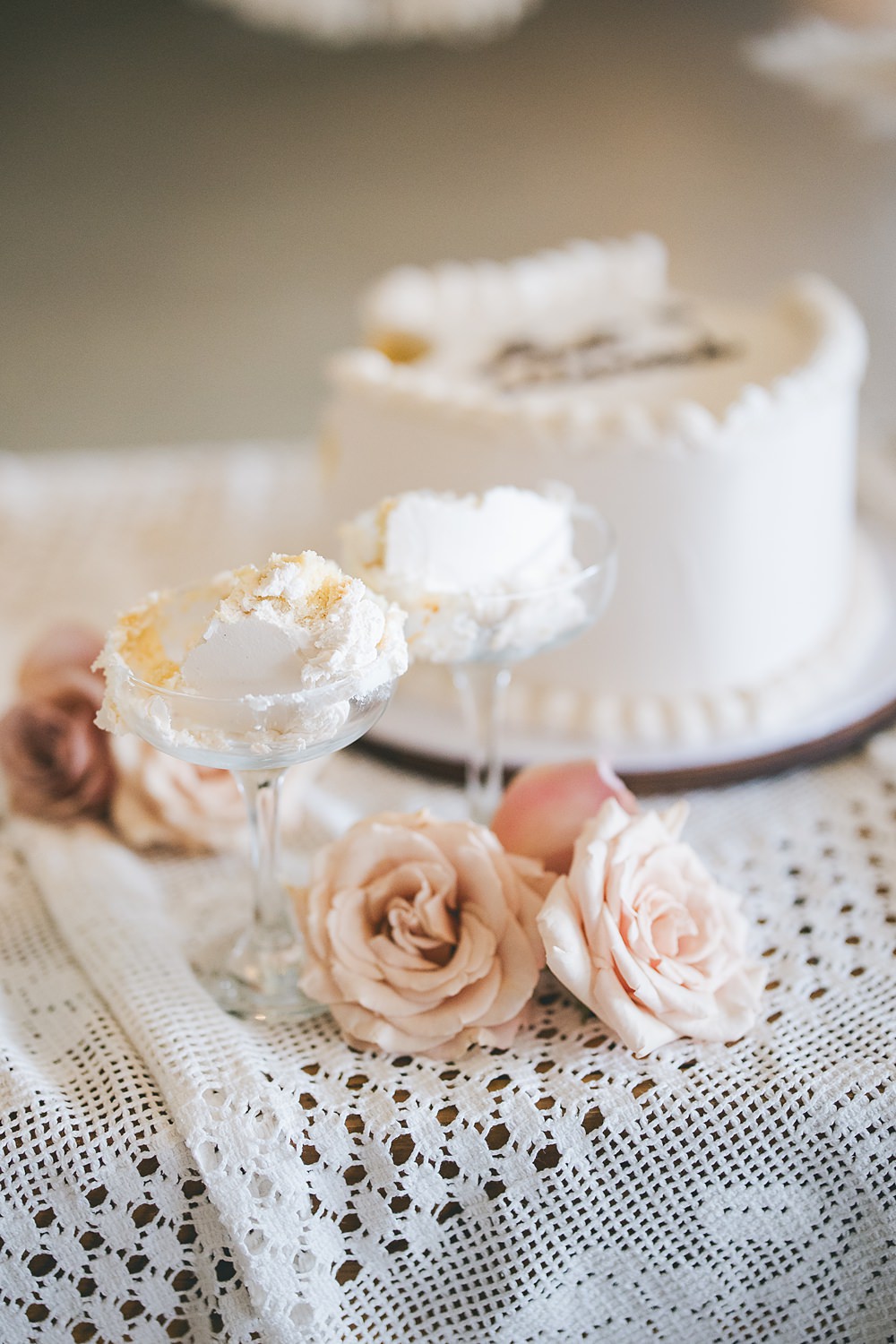 Boho Western Wedding Ideas Red Peacock Photography Cup Cake Cutting