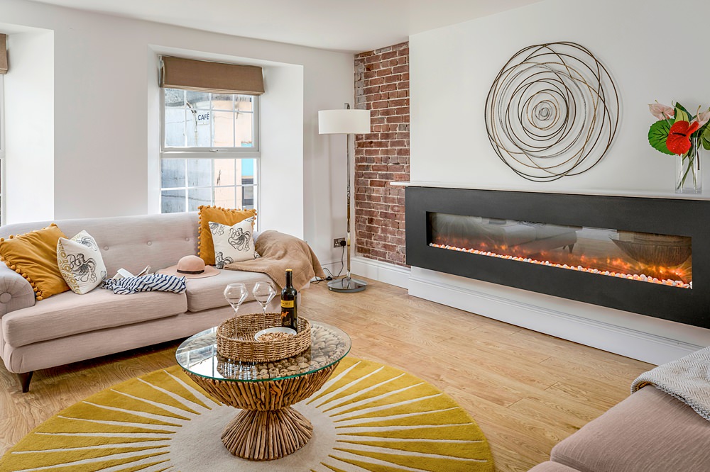Cornwall Mini Moon Romantic Corner House Loft