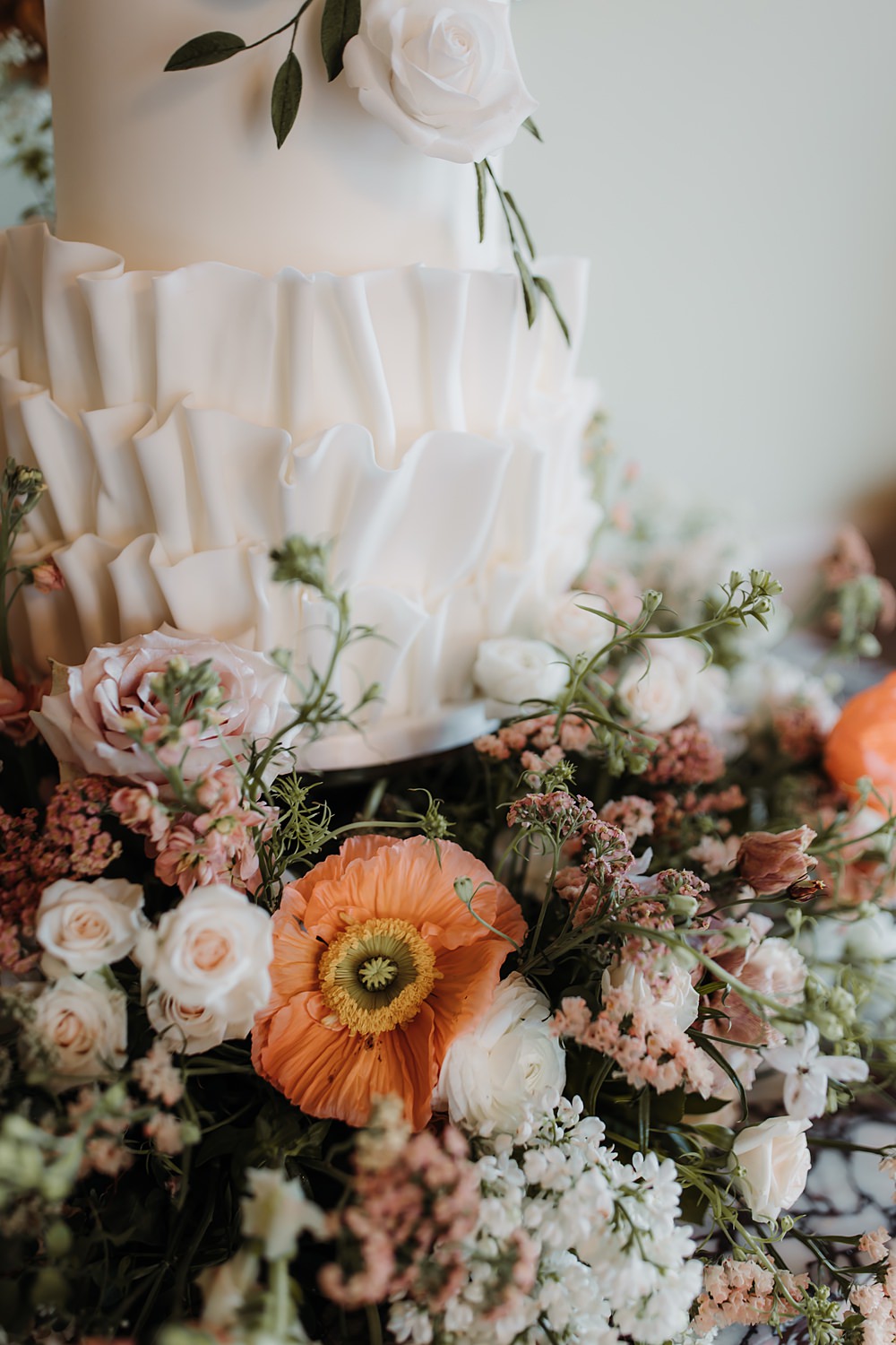 Luxury Elegant Wedding Ideas Esther Louise Triffitt Photography White Floral Cake Peach Flowers 4 Tier