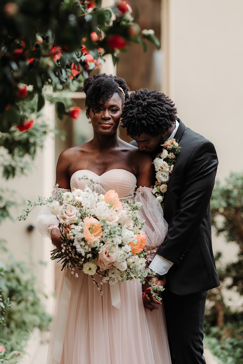 Luxury Elegant Wedding Ideas Esther Louise Triffitt Photography Bridal Bouquet Flowers Peach Cream