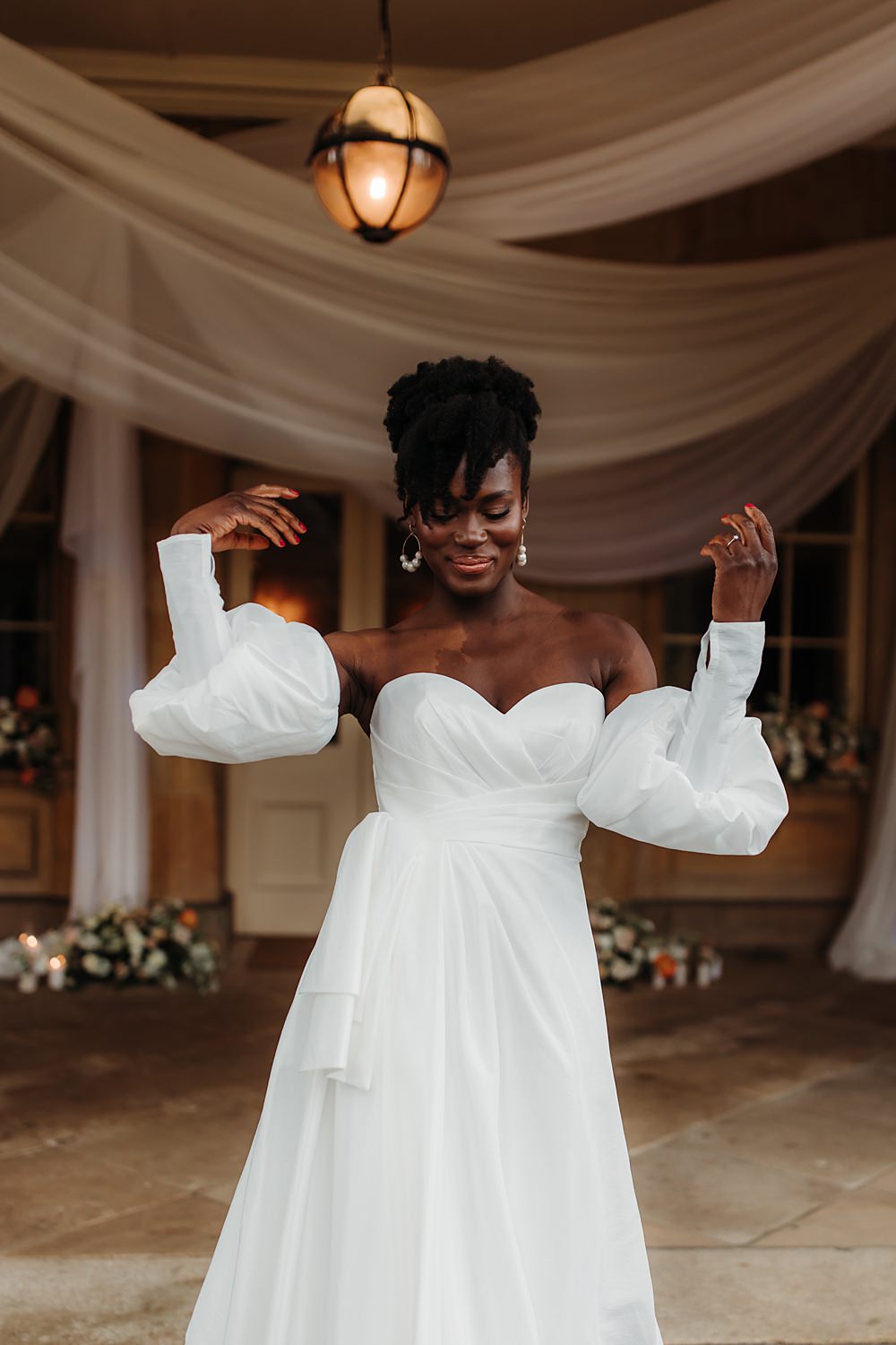Luxury Elegant Wedding Ideas Esther Louise Triffitt Photography Bride Strapless Dress Detachable Sleeves