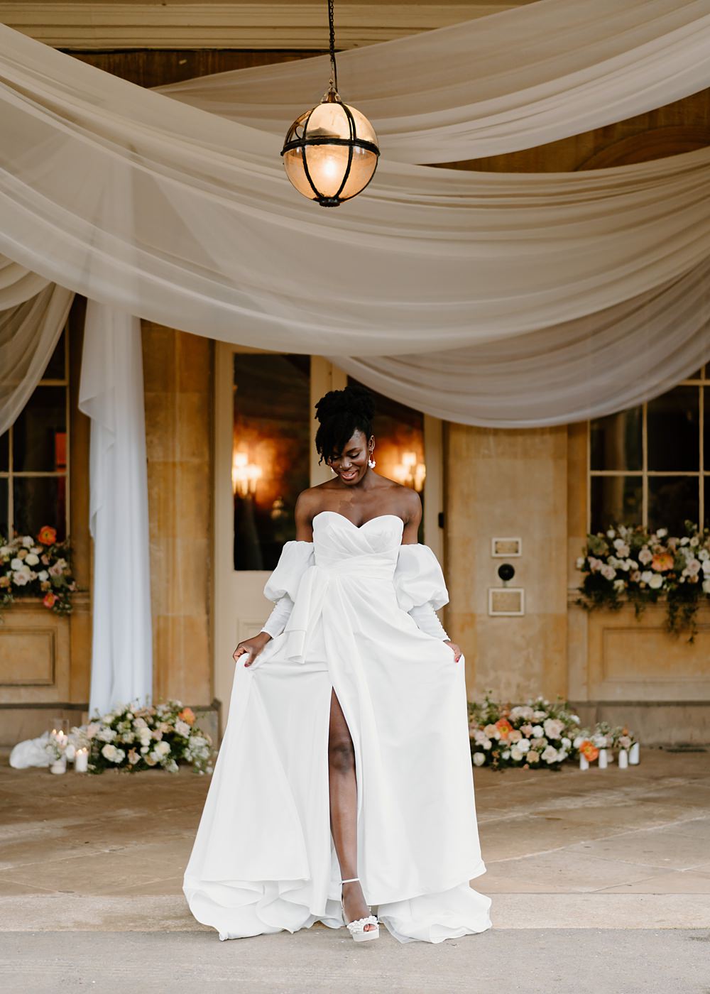 Luxury Elegant Wedding Ideas Gina Fernandes Photography Bride Strapless Dress Detachable Sleeves
