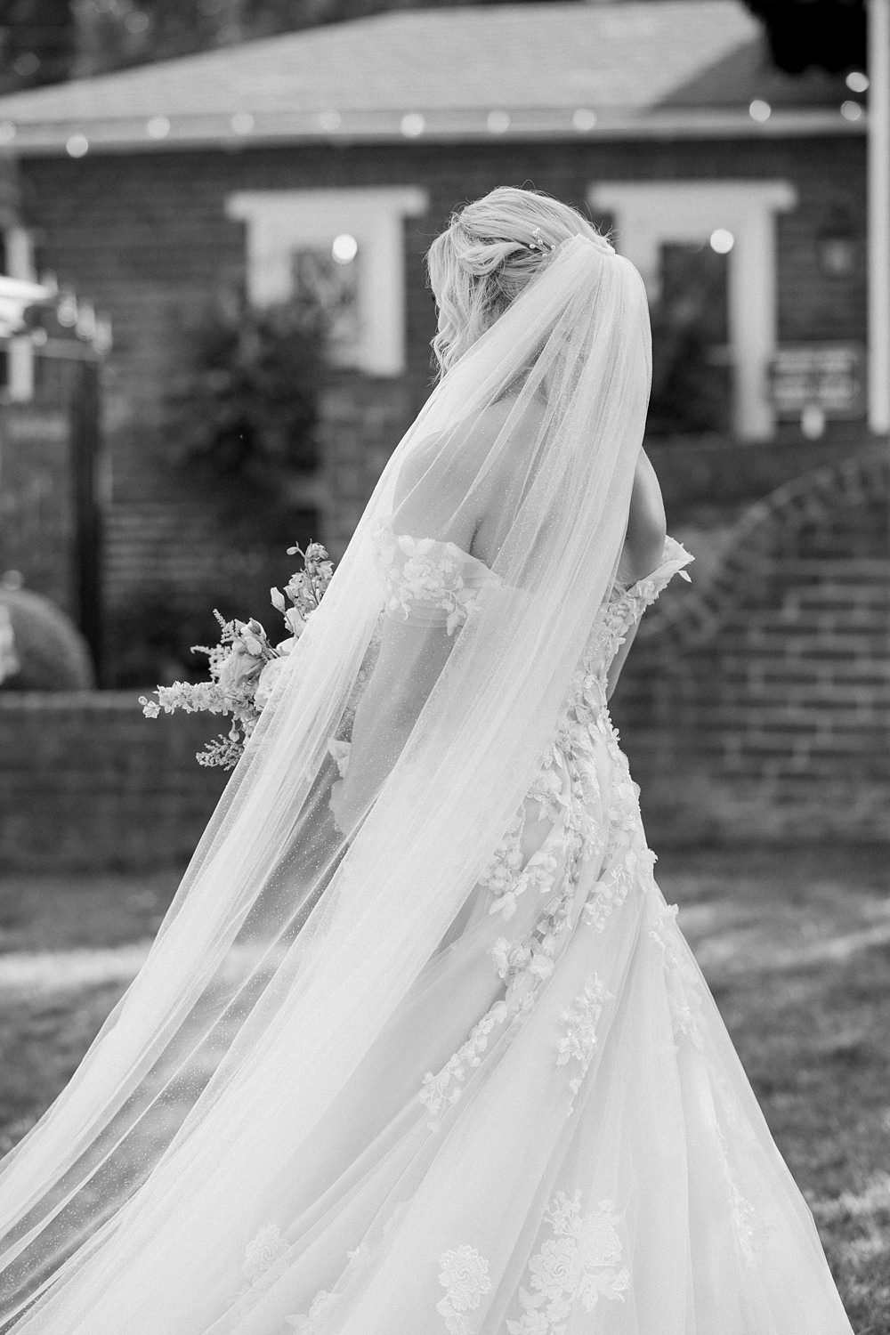 Mankin Mansion Wedding Willow Britt Studios