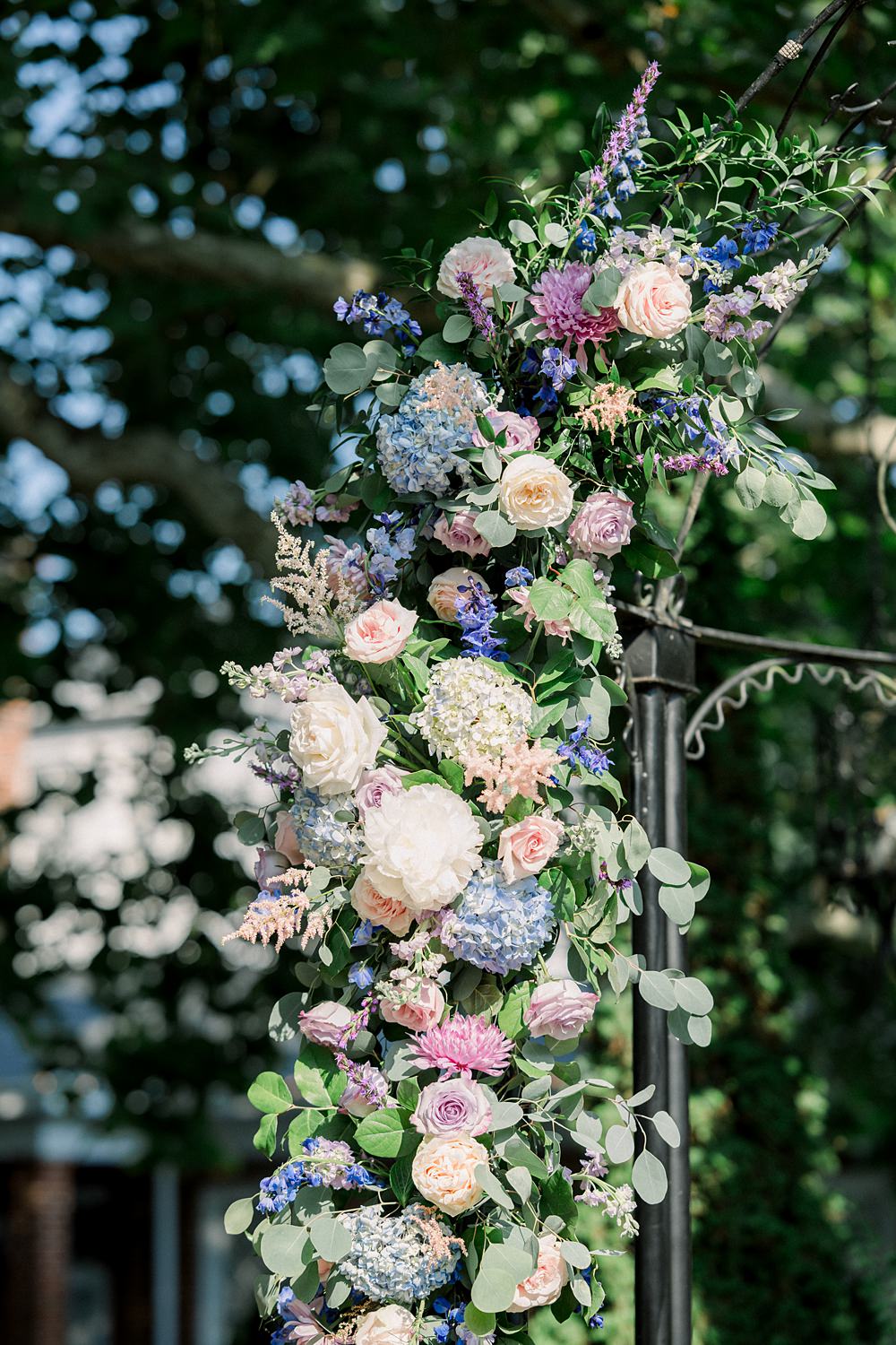 Mankin Mansion Wedding Willow Britt Studios Flower Arch Pastel