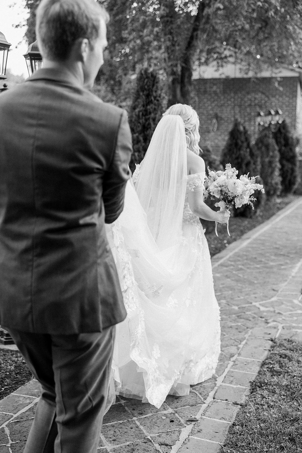 Mankin Mansion Wedding Willow Britt Studios