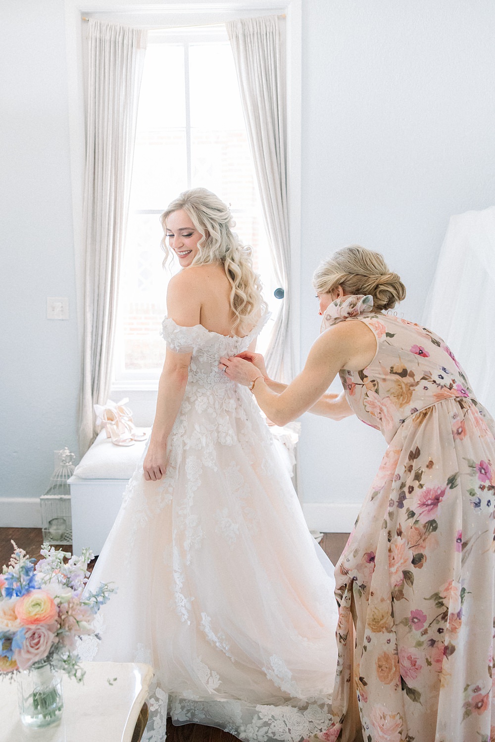 Mankin Mansion Wedding Willow Britt Studios Tulle Lace Off Shoulder Gown Veil Bride