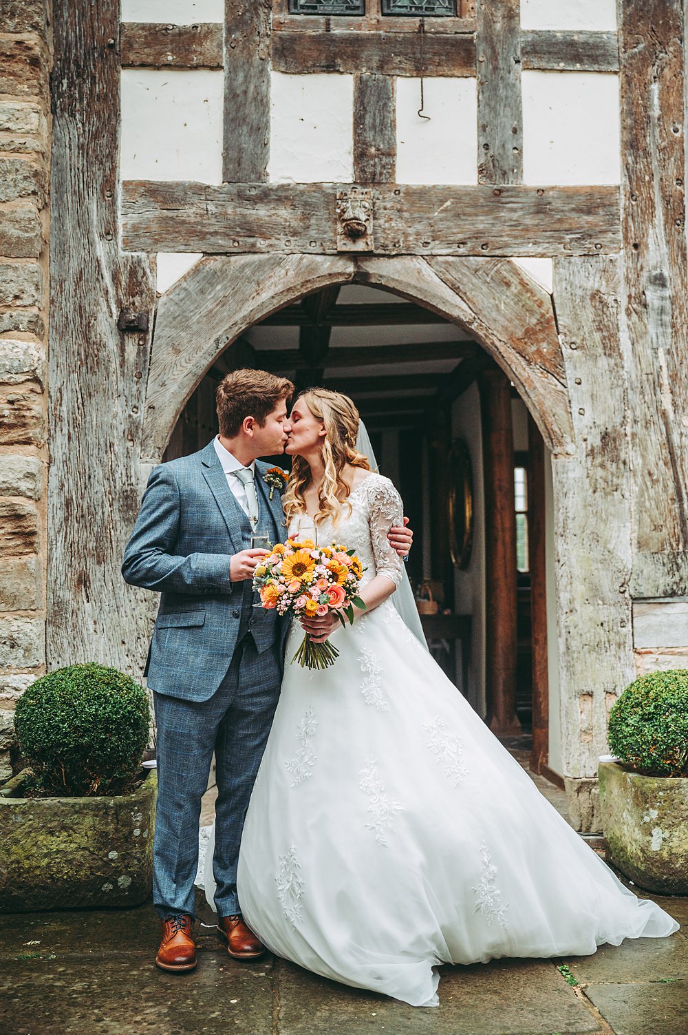 Manor House Wedding Cotswolds Cotswold Pictures