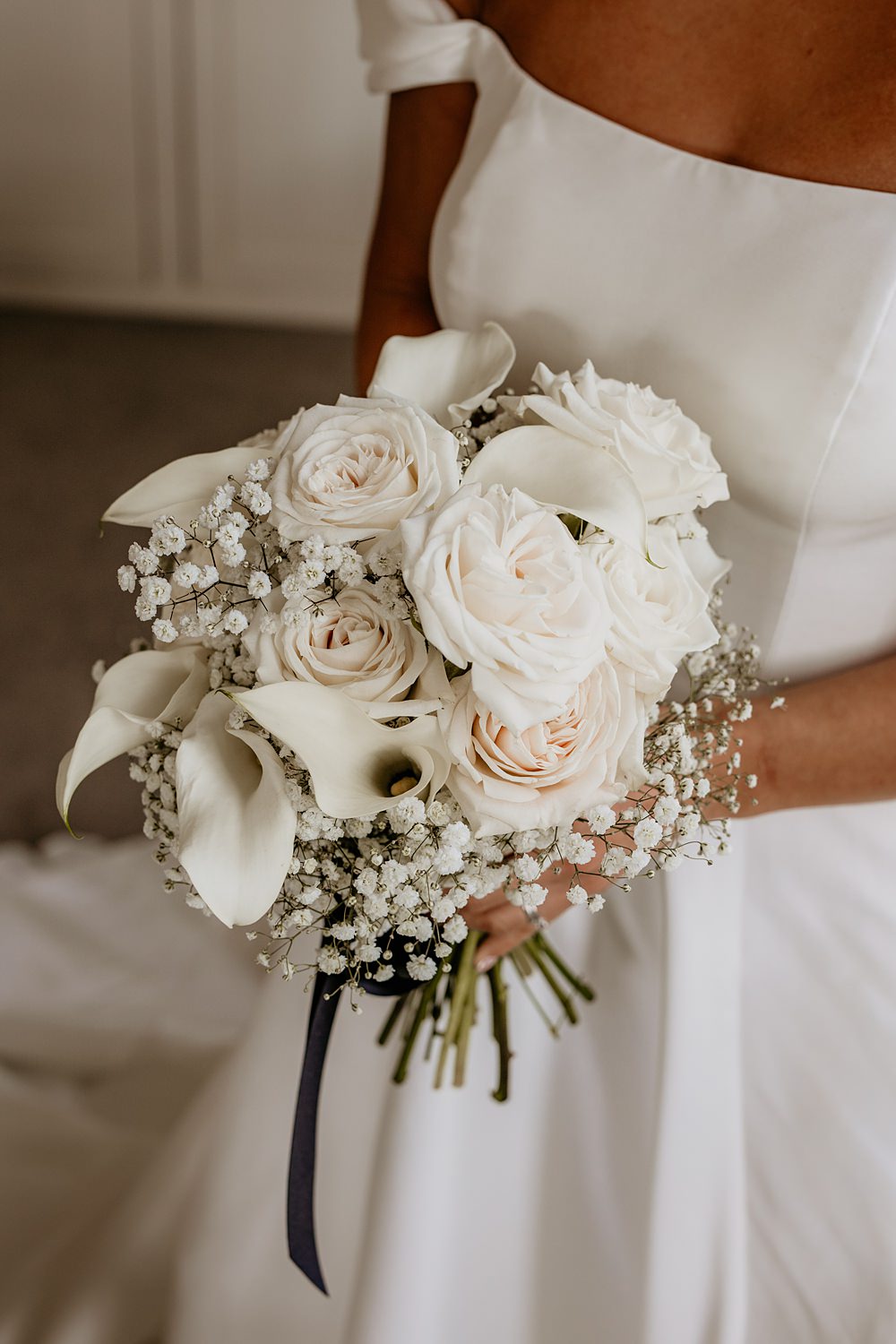 Black Bow Wedding Ideas Ginger Jam Photography White Bouquet Flowers Gypsophila Rose Lily