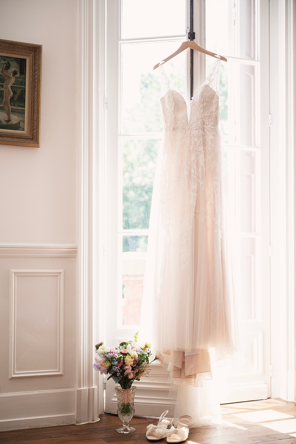 Chateau St. Michel Wedding Awardweddings Strap Lace Tulle Dress Bride Pronovias