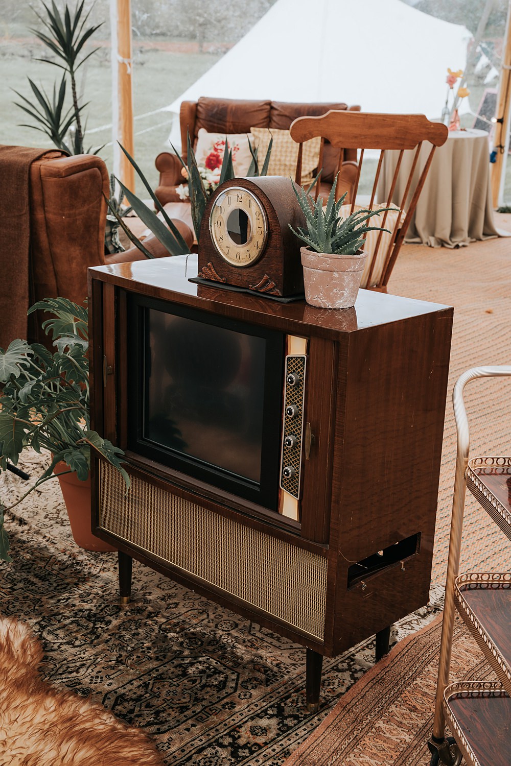 Cottagecore Wedding Ideas Melanie Barnfield Photography