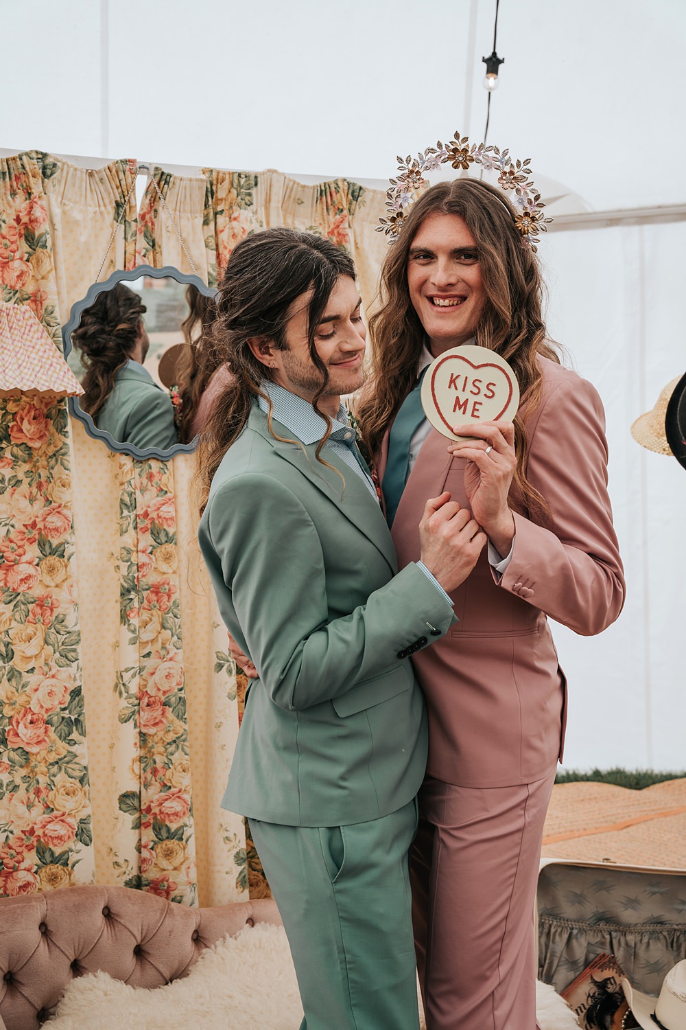 Cottagecore Wedding Ideas Melanie Barnfield Photography Photo Booth Props