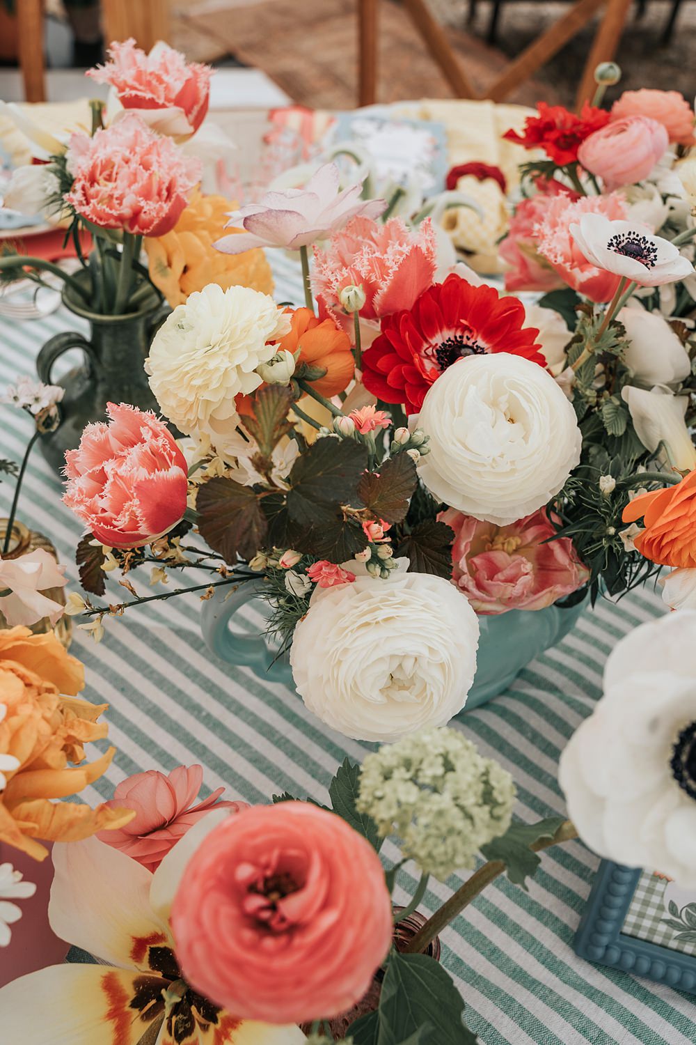 Cottagecore Wedding Ideas Melanie Barnfield Photography Centrepiece Flowers Colourful
