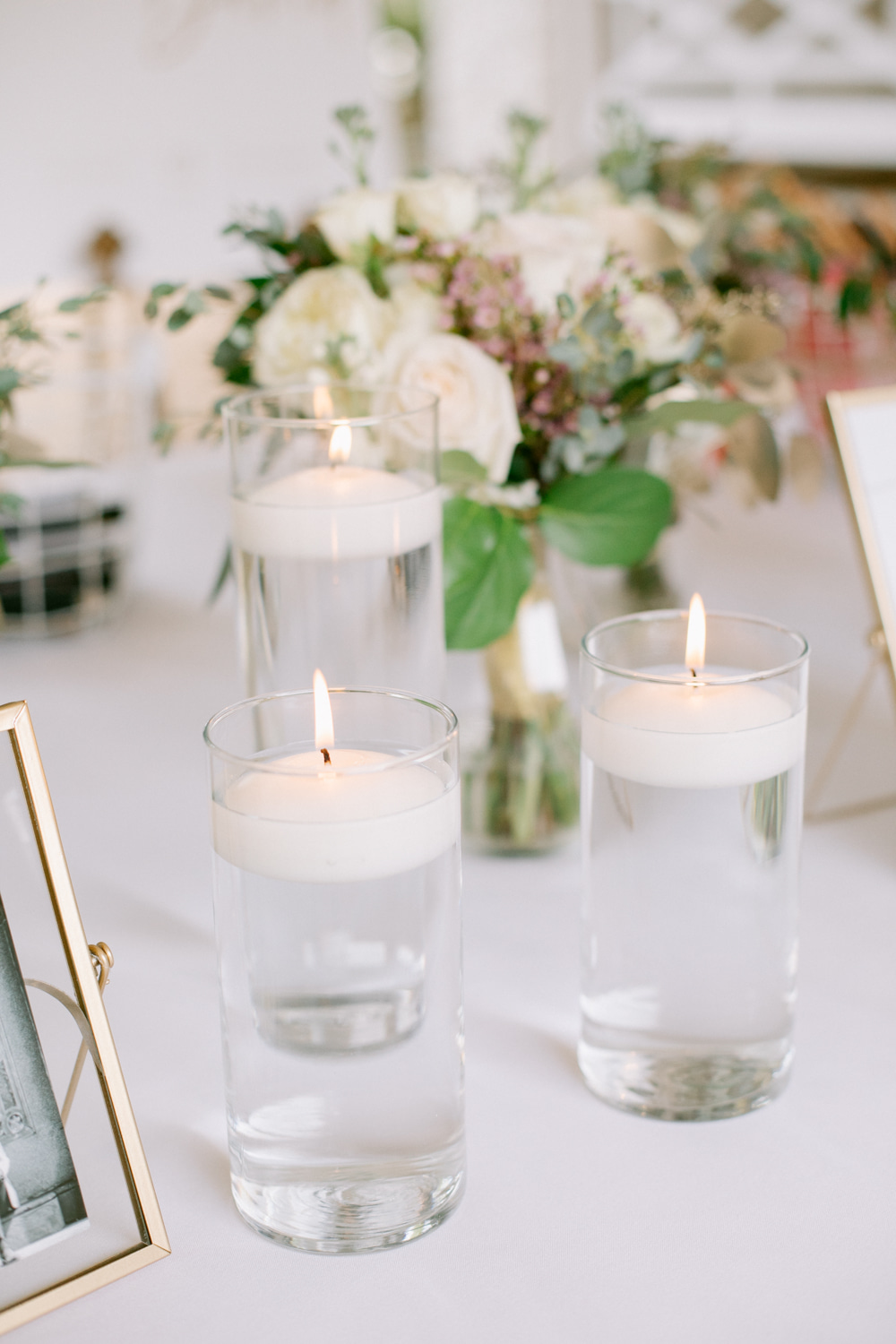 Keswick Vineyards Wedding The Smiths Photography Floating Candles Flowers Decor
