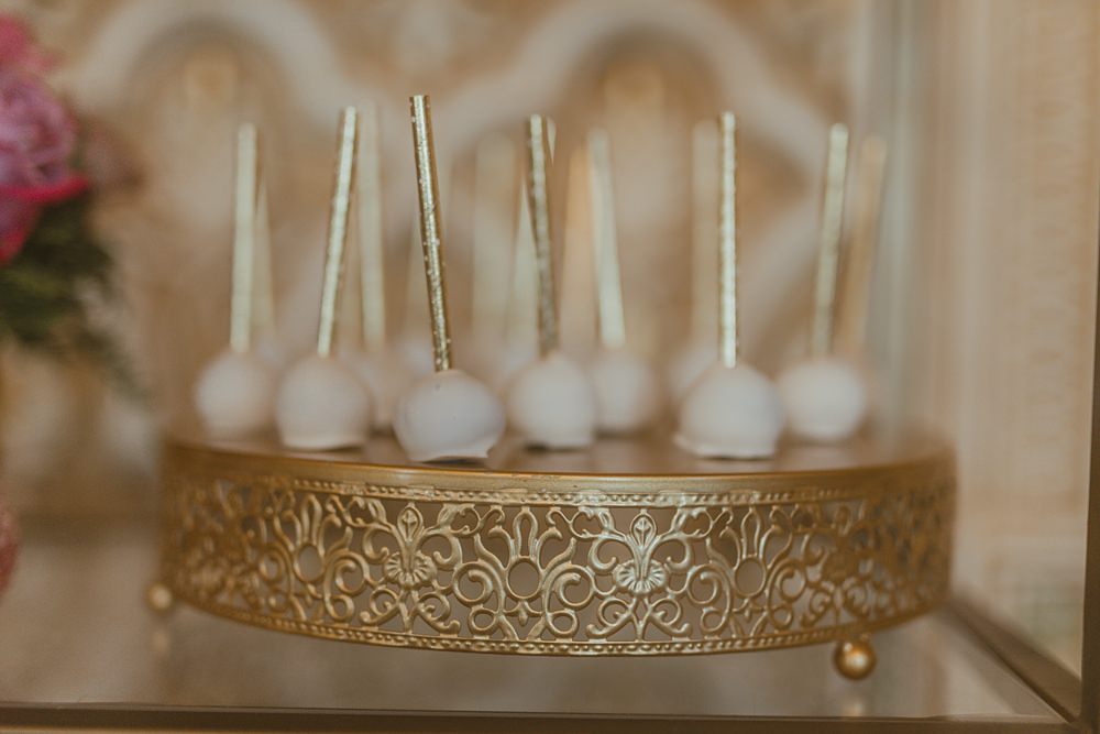 Son Julia Country House Wedding Wedding Adrian Restuccia Cake Pops