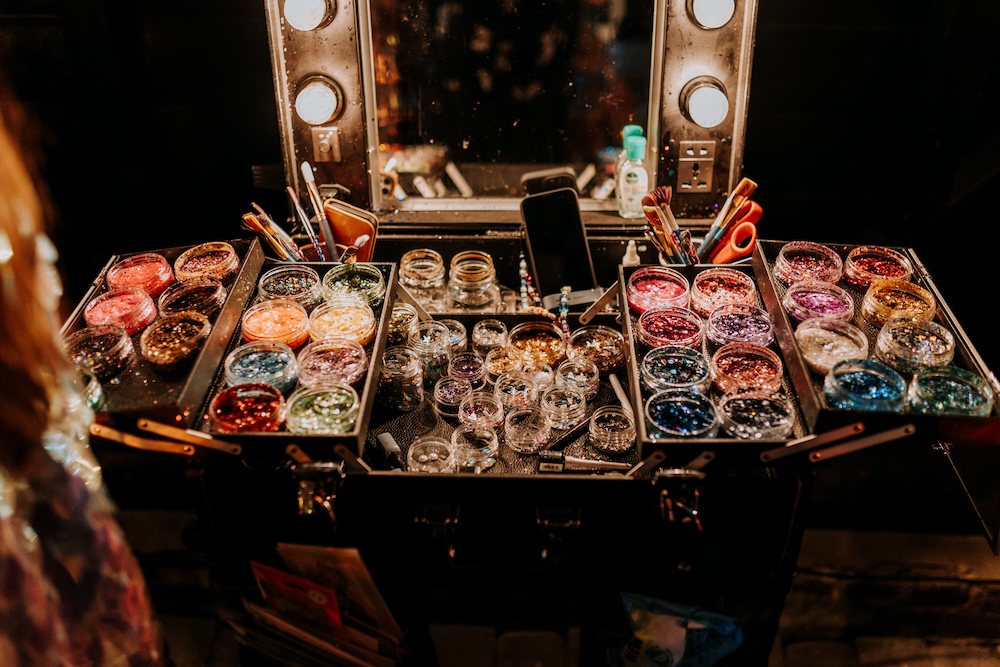 Elmley Nature Reserve Wedding Chris Blackledge Photography Glitter Make Up Bar