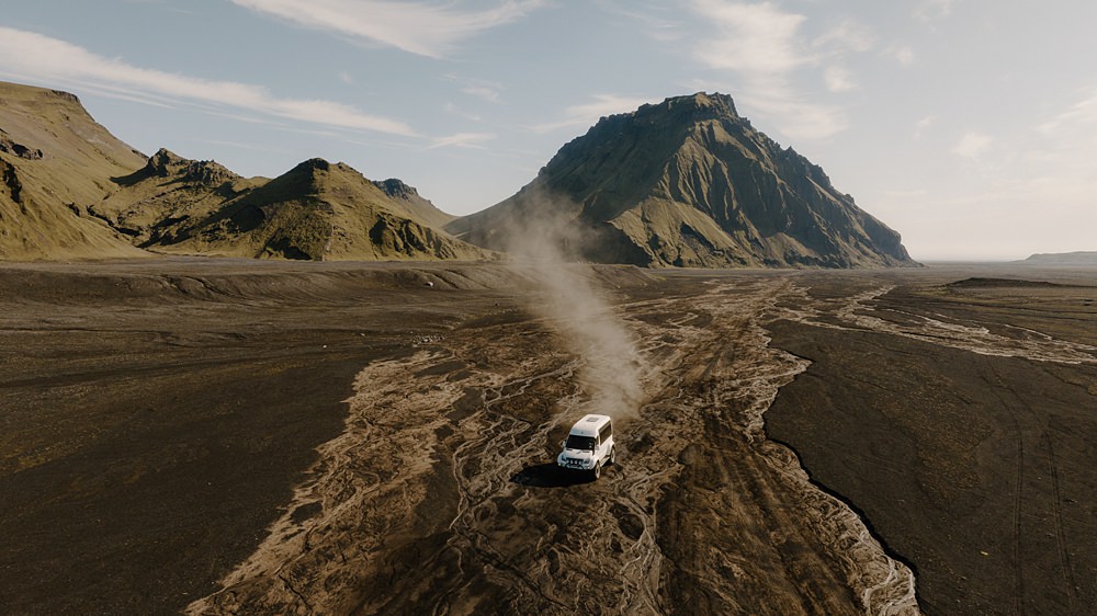 Hotel Katla Wedding ISKRA Photography Super Jeeps Iceland Transport