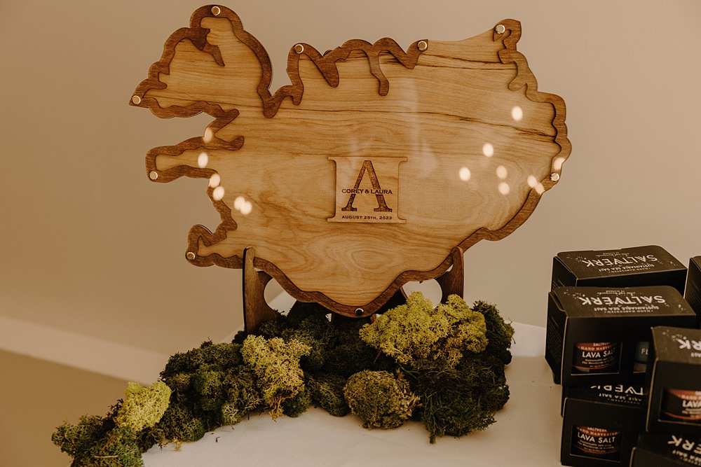 Hotel Katla Wedding ISKRA Photography Guest Book Map Wooden Drop Message