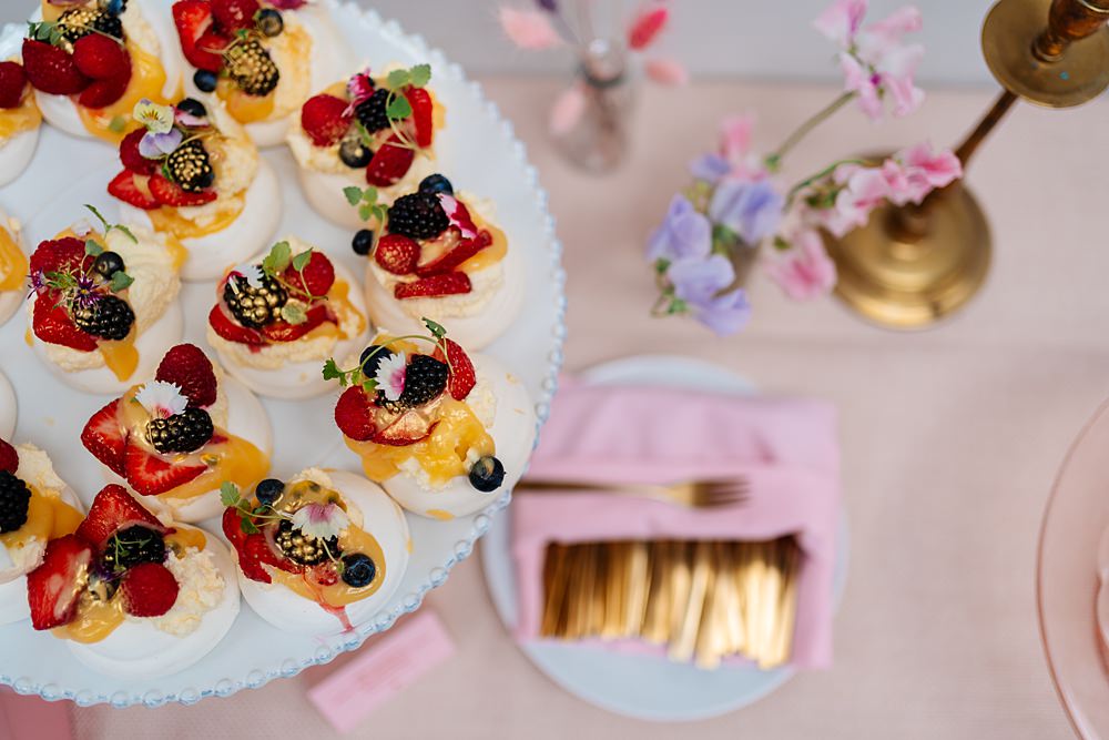 Lea Rowing Club Wedding Marianne Chua Photography Cakes Desserts Table