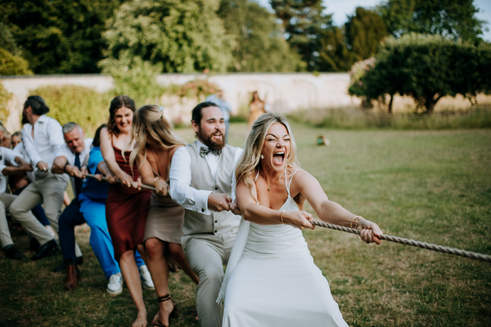 Lincolnshire Garden Wedding Kazooieloki Photography Tug Of War