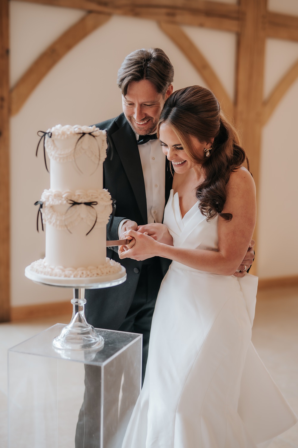 Chic Monochrome Wedding Inspiration Emma Collyer Photography