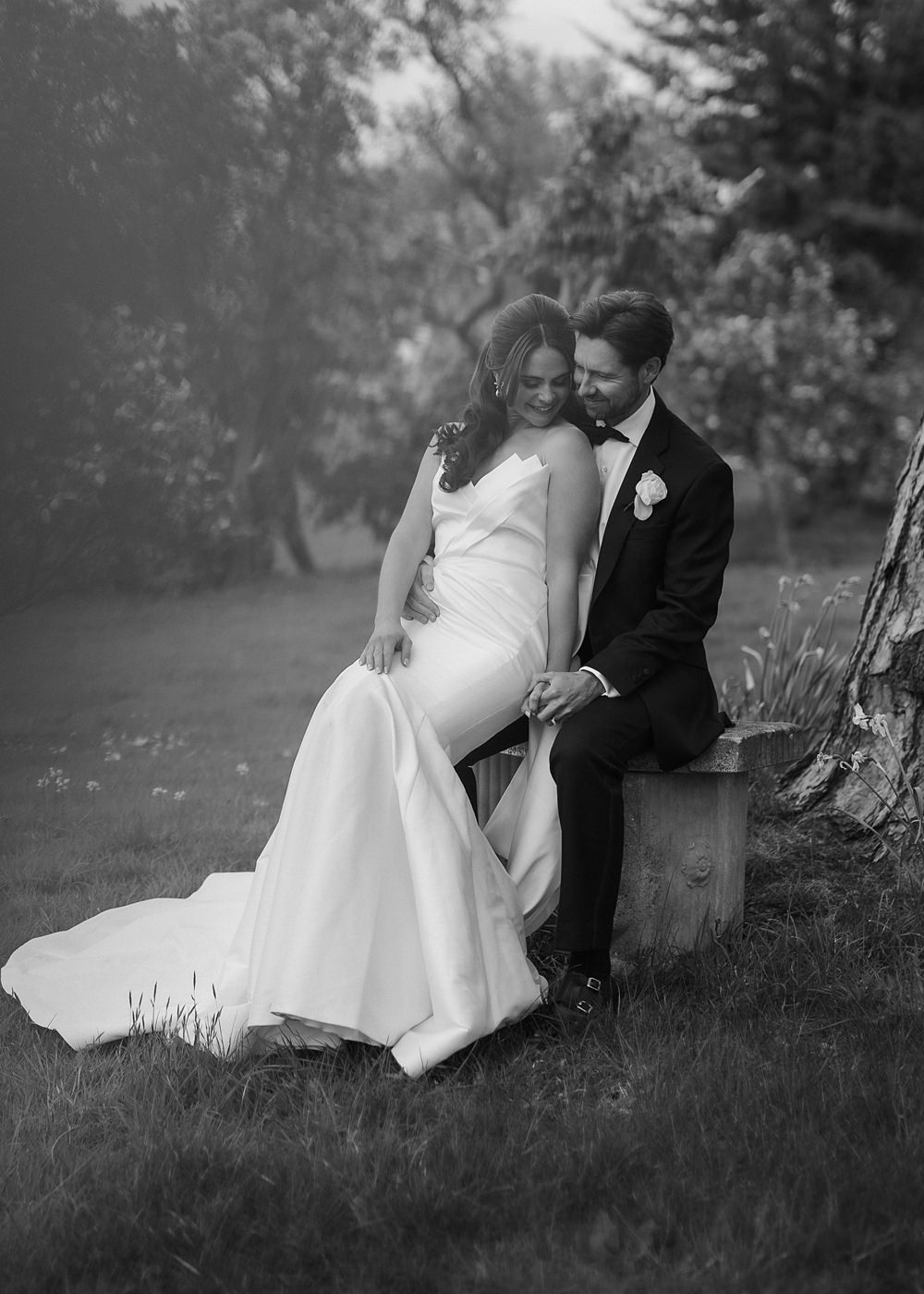 Chic Monochrome Wedding Inspiration Emma Collyer Photography