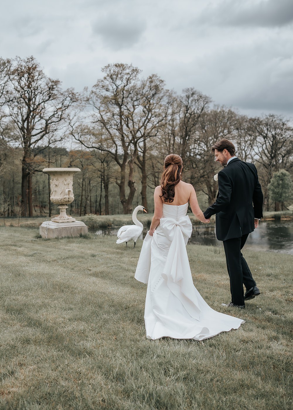 Chic Monochrome Wedding Inspiration Emma Collyer Photography