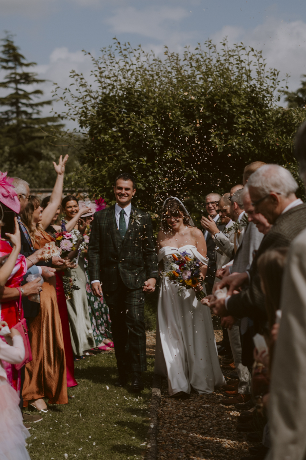 Highden Estate Wedding Sasha Weddings Confetti Throw