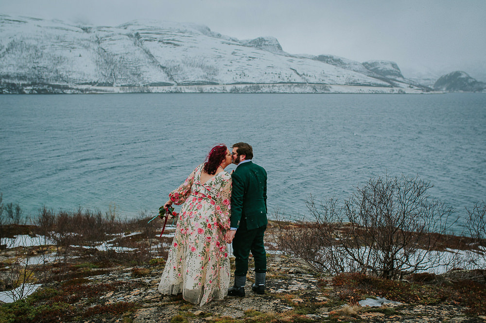 Northern Lights Elopement TS Foto Design