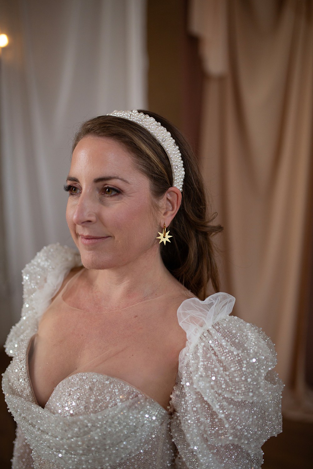 Roller Disco Wedding Ideas Heather Winstanley Photography Bride Makeup Hairband