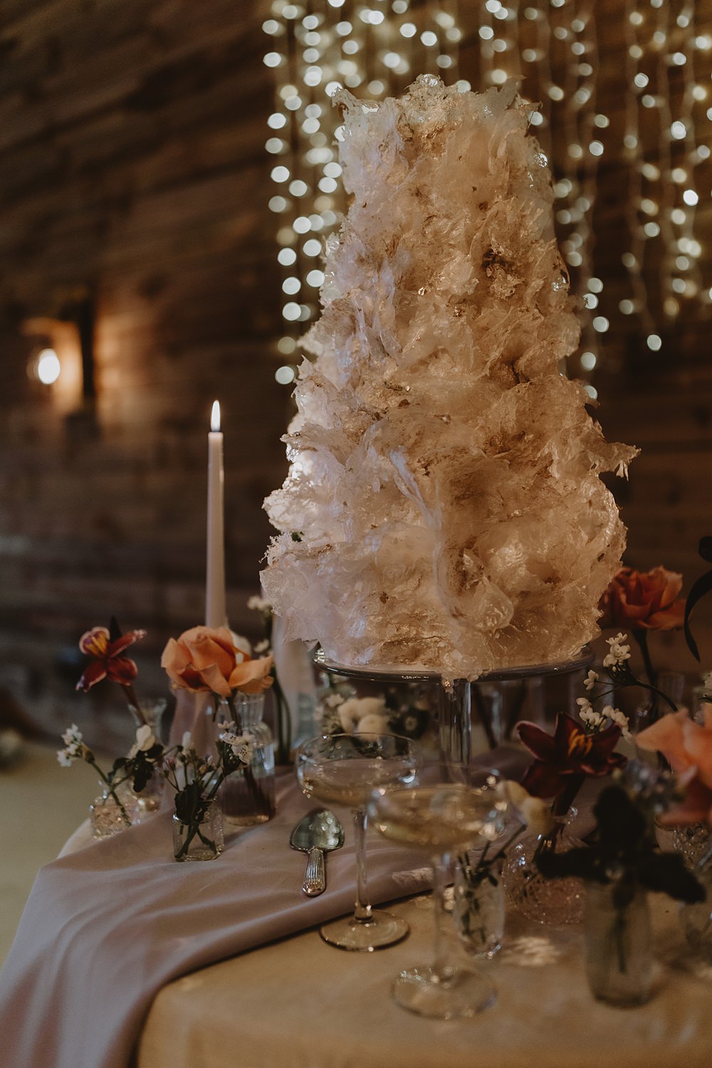 Cool Tone Celestial Wedding Ideas Hannah Richards Photography Whimsical Fluffy White Gold Cake