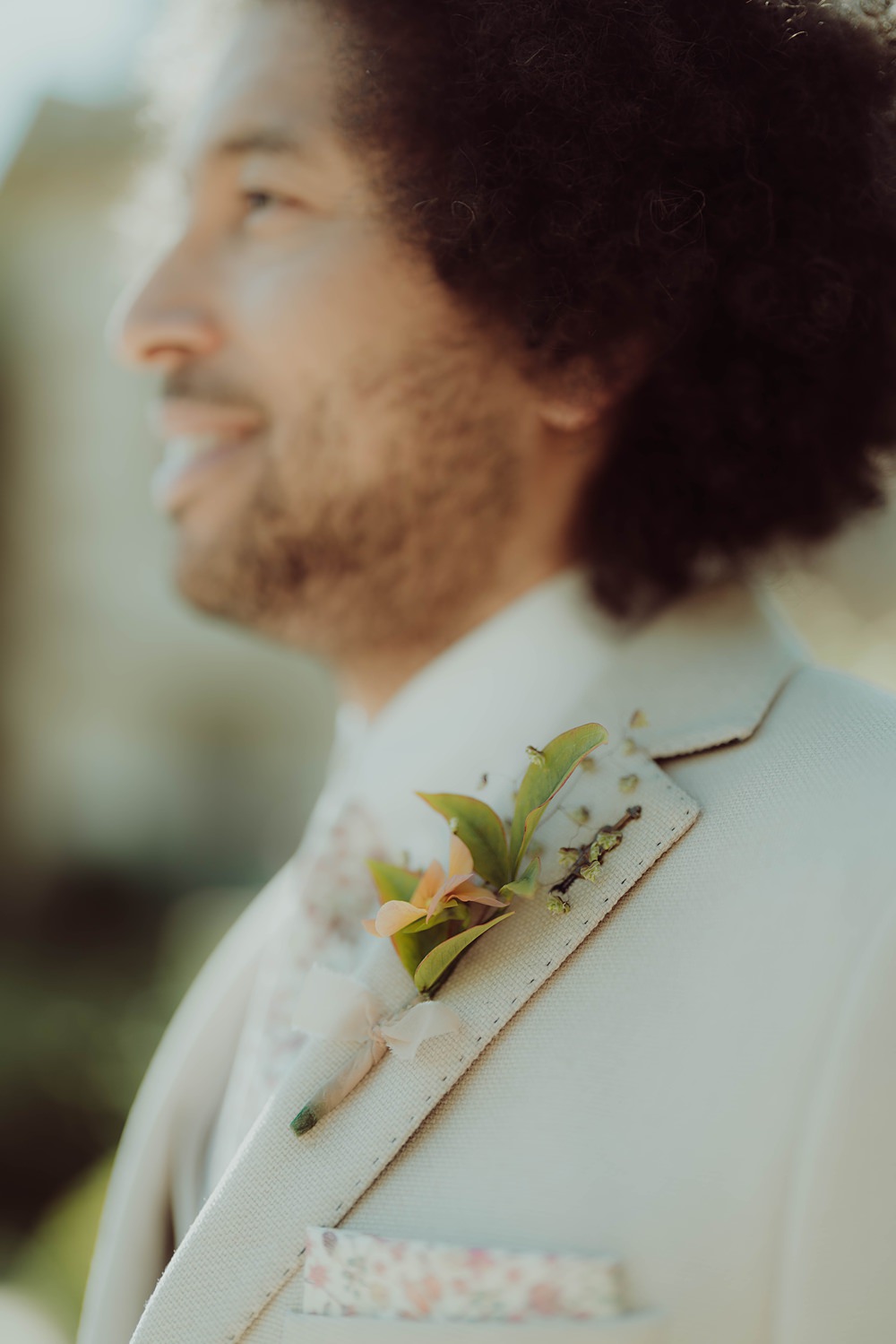 Spring Cotswolds Wedding Ideas Mei Lou Photography Groom Buttonhole Flower