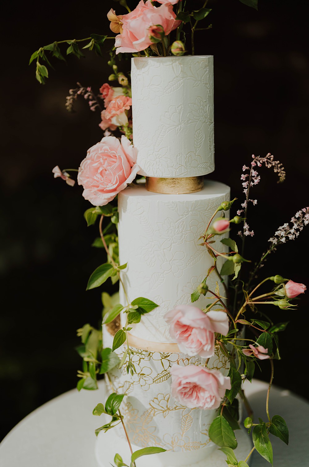 Spring Cotswolds Wedding Ideas Mei Lou Photography 3 Tier Cake Flowers Pink Gold Cream